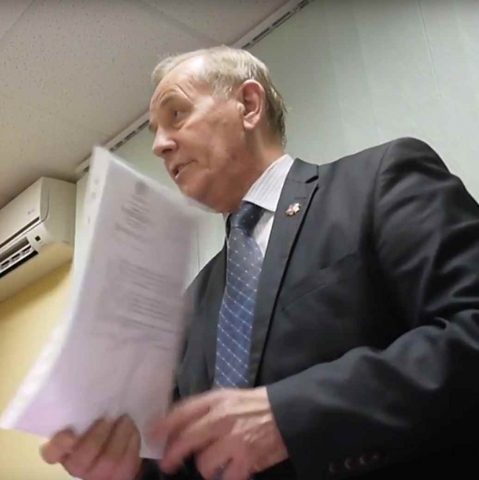 Глава Совета депутатов Кунцево предложил запретить заседания Совета депутатов. Глава Совета депутатов Кунцево предложил запретить заседания Совета депутатов.
