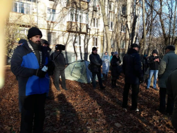 Жители 47-48 кварталы протестуют против нарушения своих прав Жители 47-48 кварталы протестуют против нарушения своих прав